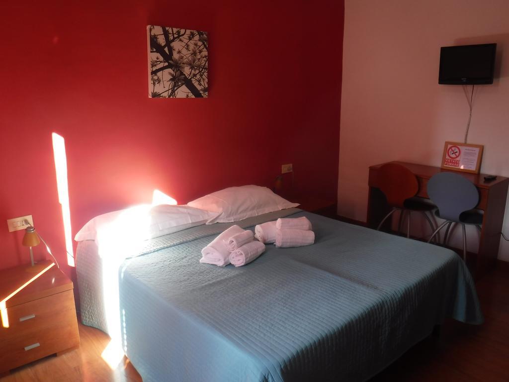 Ares Rooms Róma Szoba fotó