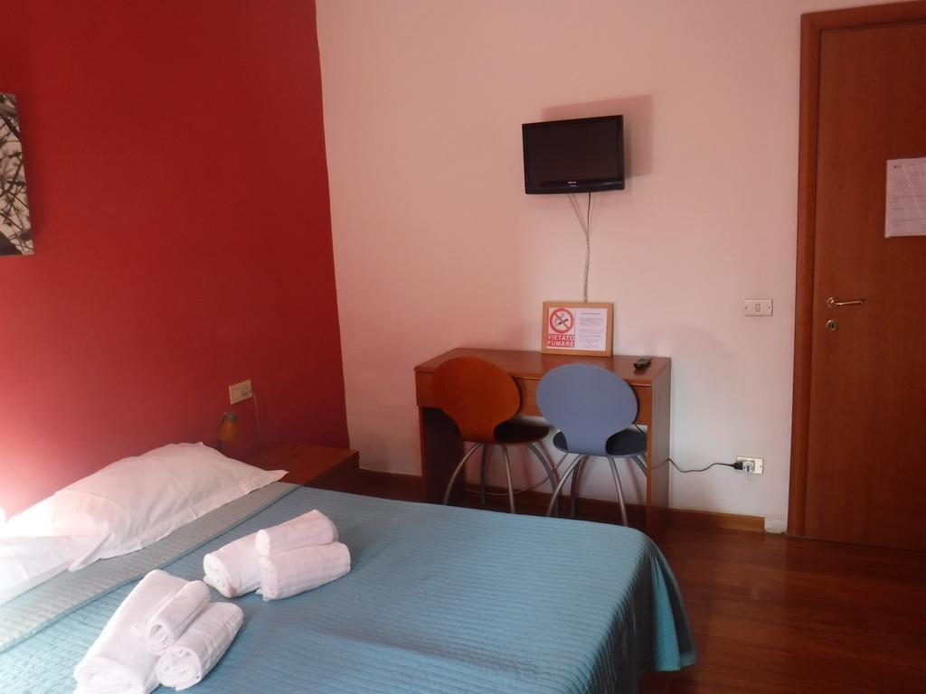 Ares Rooms Róma Szoba fotó