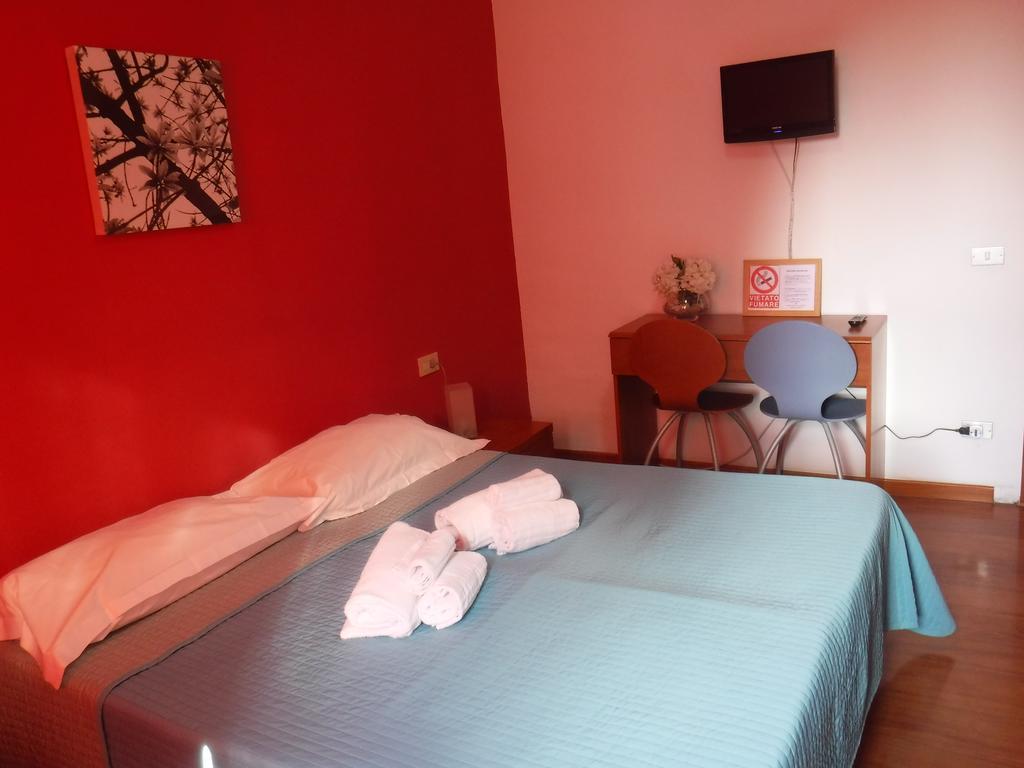 Ares Rooms Róma Szoba fotó