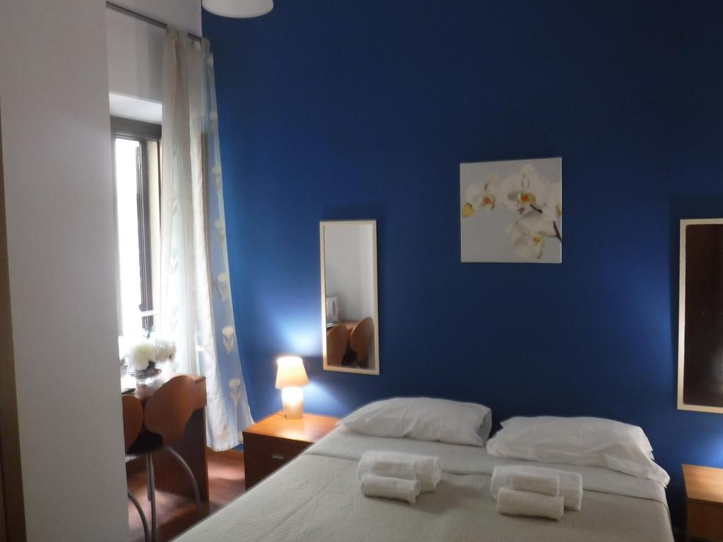 Ares Rooms Róma Szoba fotó