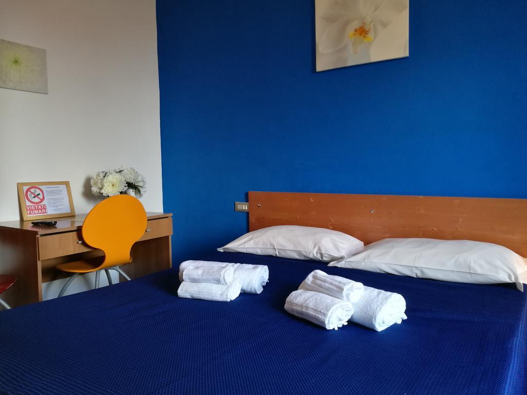 Ares Rooms Róma Szoba fotó